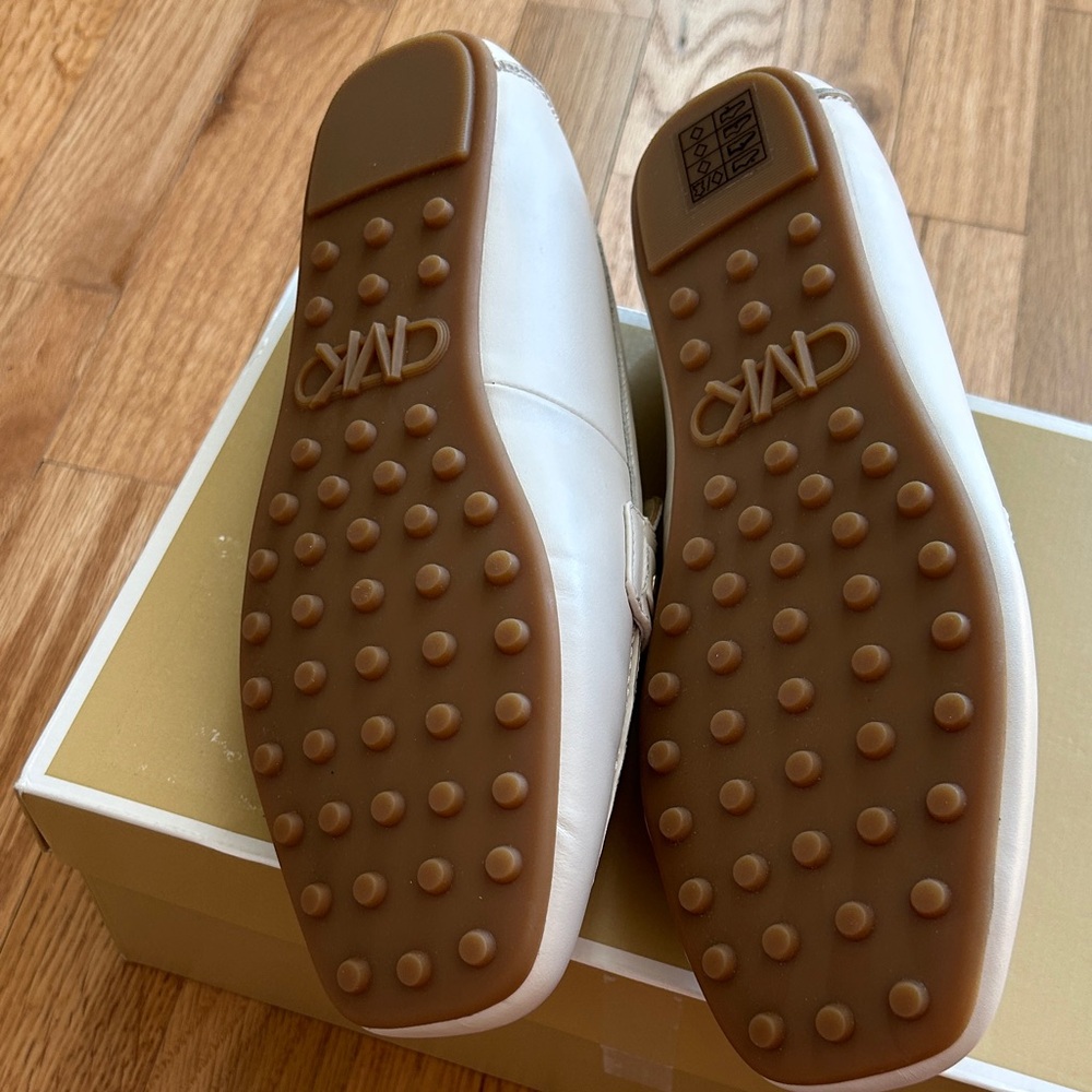 Michael Kors Mandy Vanilla loafer Women's size 9 - Picture 5 of 7